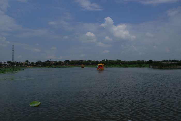 ˮ��һɫ���̲�ʎ����С���x��߅Խ��Խ�h(yu��n)��